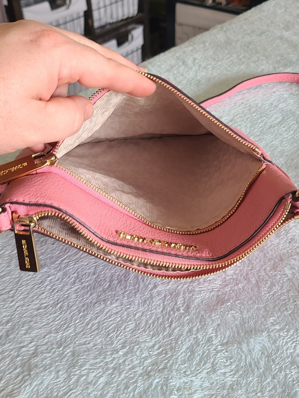 MICHAEL KORS Pink Leather Crossbody Bag - Picture 8 of 13